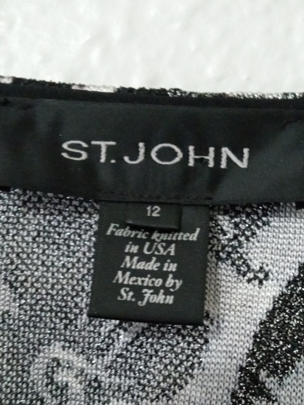 St. John Jacket - Picture 4 of 9